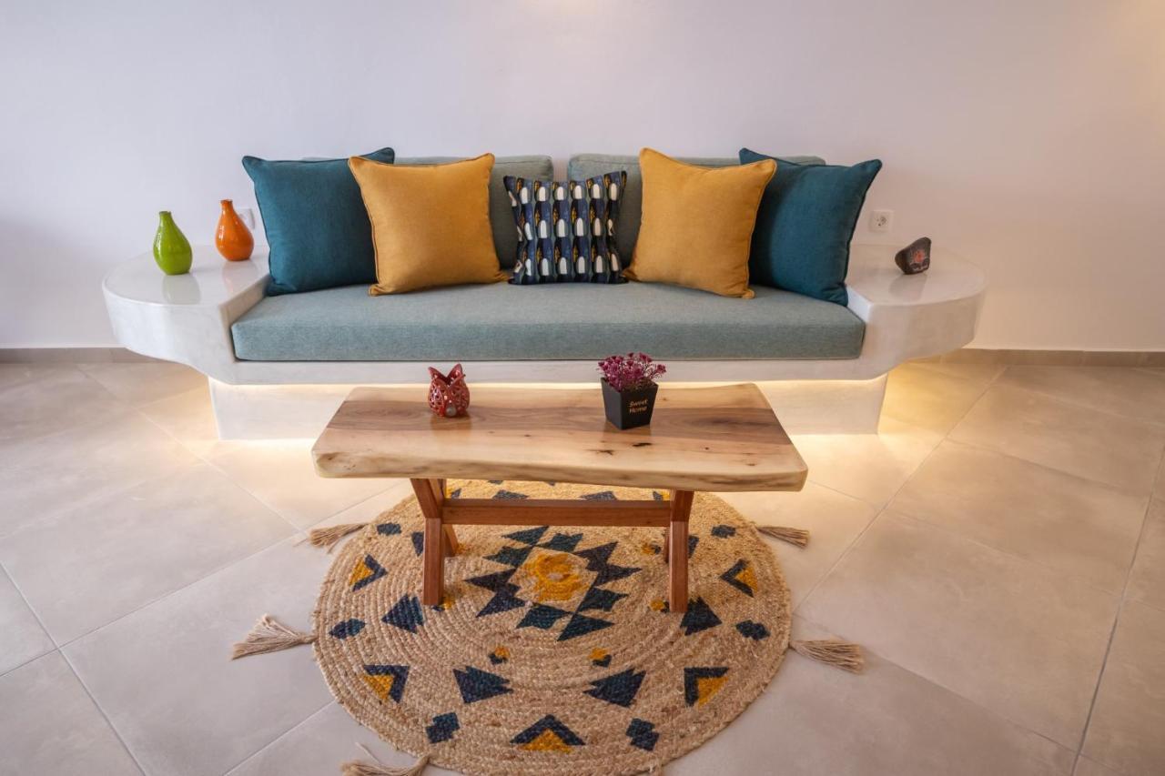 Sunborn Oia Suites Екстер'єр фото