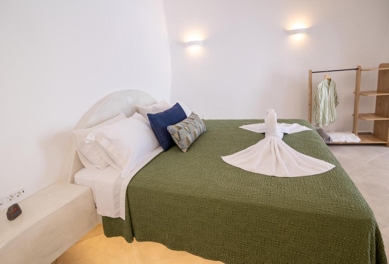 Sunborn Oia Suites Екстер'єр фото