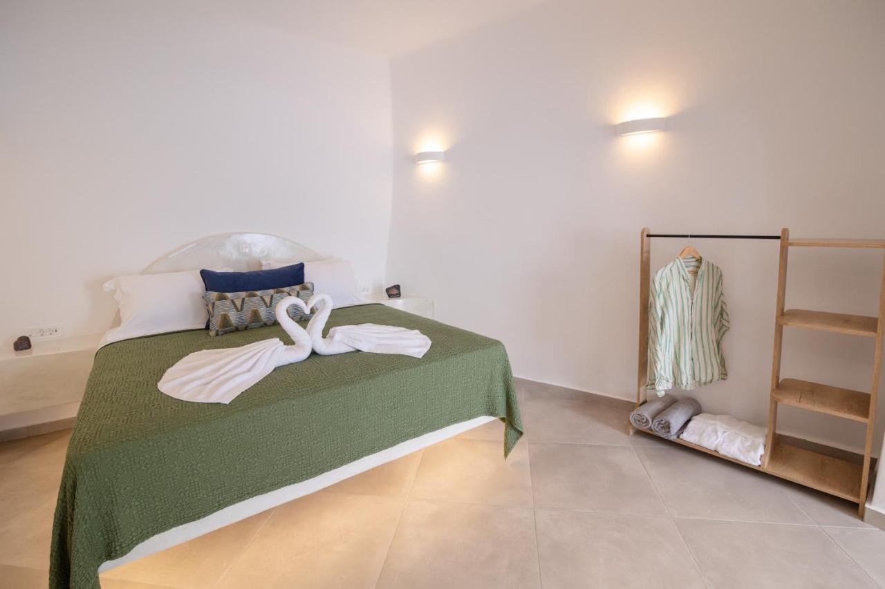 Sunborn Oia Suites Екстер'єр фото